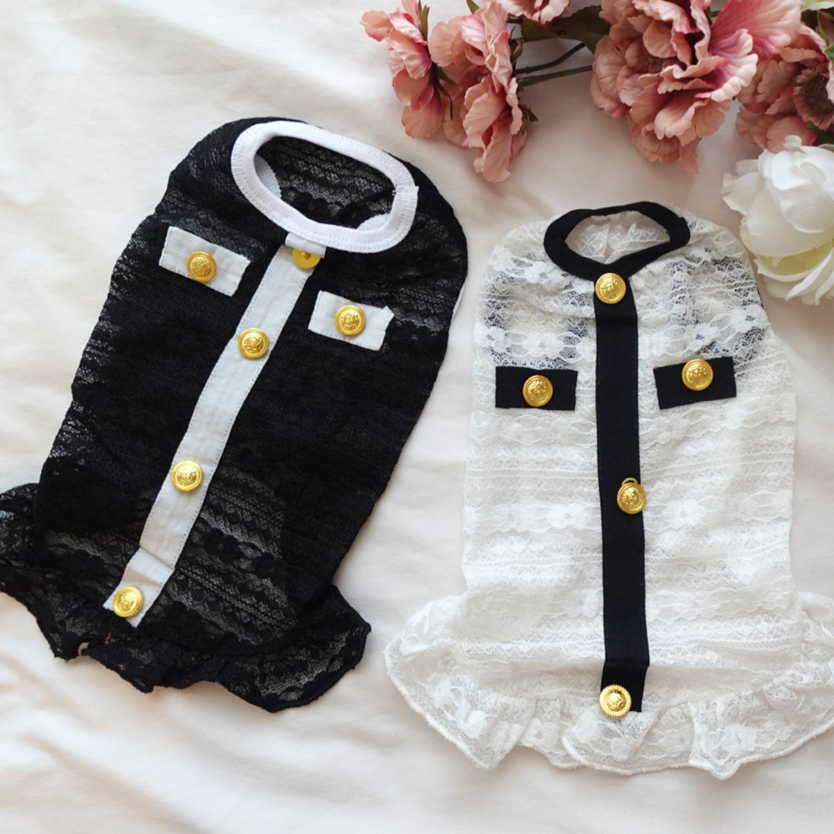犬服 小型犬 ワンピース|ゴールドボタン レース フリル 上品 – Maison 犬服 小型犬 ワンピース|ゴールドボタン レース フリル 上品 – Maison